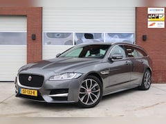 Jaguar XF Sportbrake - 2.0d 180pk Portfolio R-Sport - Panoramadak - Virtual cockpit - Trekhaak - Meridian audio