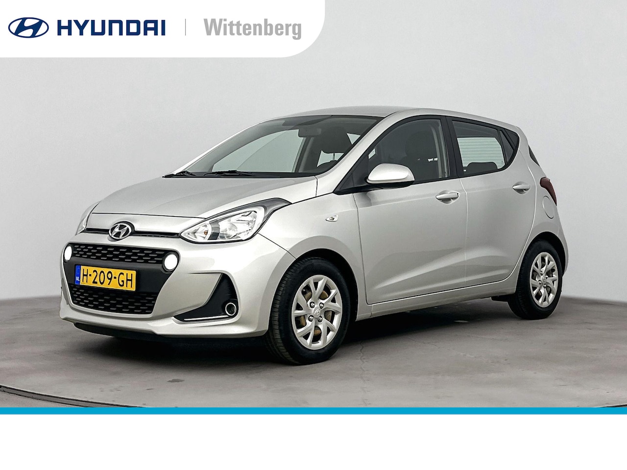 Hyundai i10 - 1.0i Comfort Navigatie | Parkeersensoren | Apple Carplay | Cruise control | Airco | - AutoWereld.nl