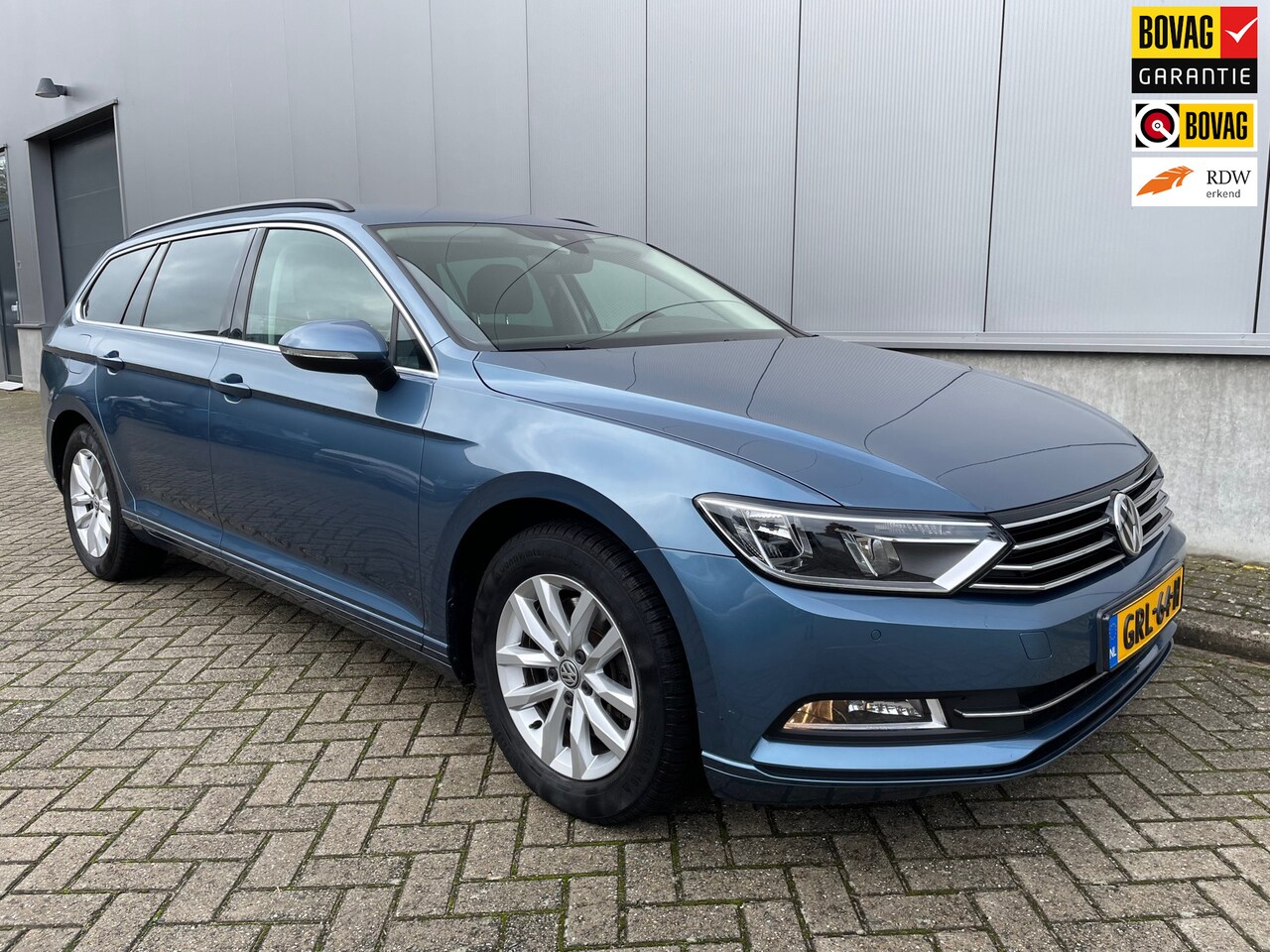 Volkswagen Passat Variant - 1.4 TSI ACT Highline / Camera / Navigatie - AutoWereld.nl