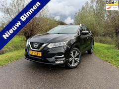 Nissan Qashqai - 1.2 N-Connecta / 1ste Eigenaar / Panorama dak / Navigatie / Camera / Cruise Control / Clim