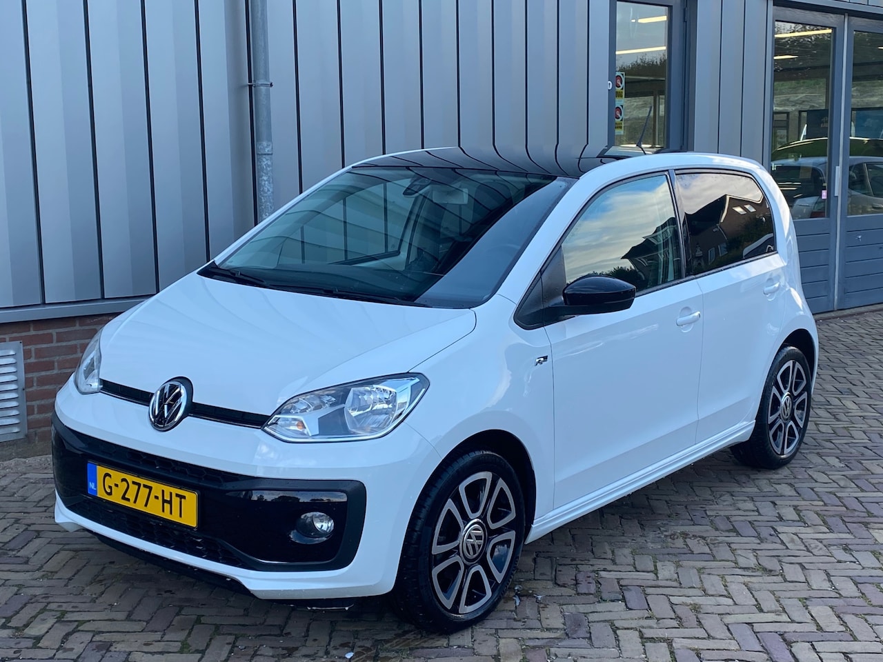 Volkswagen Up! - 1.0 BMT high up! 1.0 BMT high up! - AutoWereld.nl