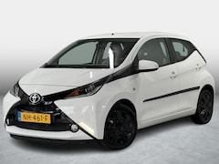 Toyota Aygo - 1.0 VVT-i X-Play Camera Airco Bluetooth