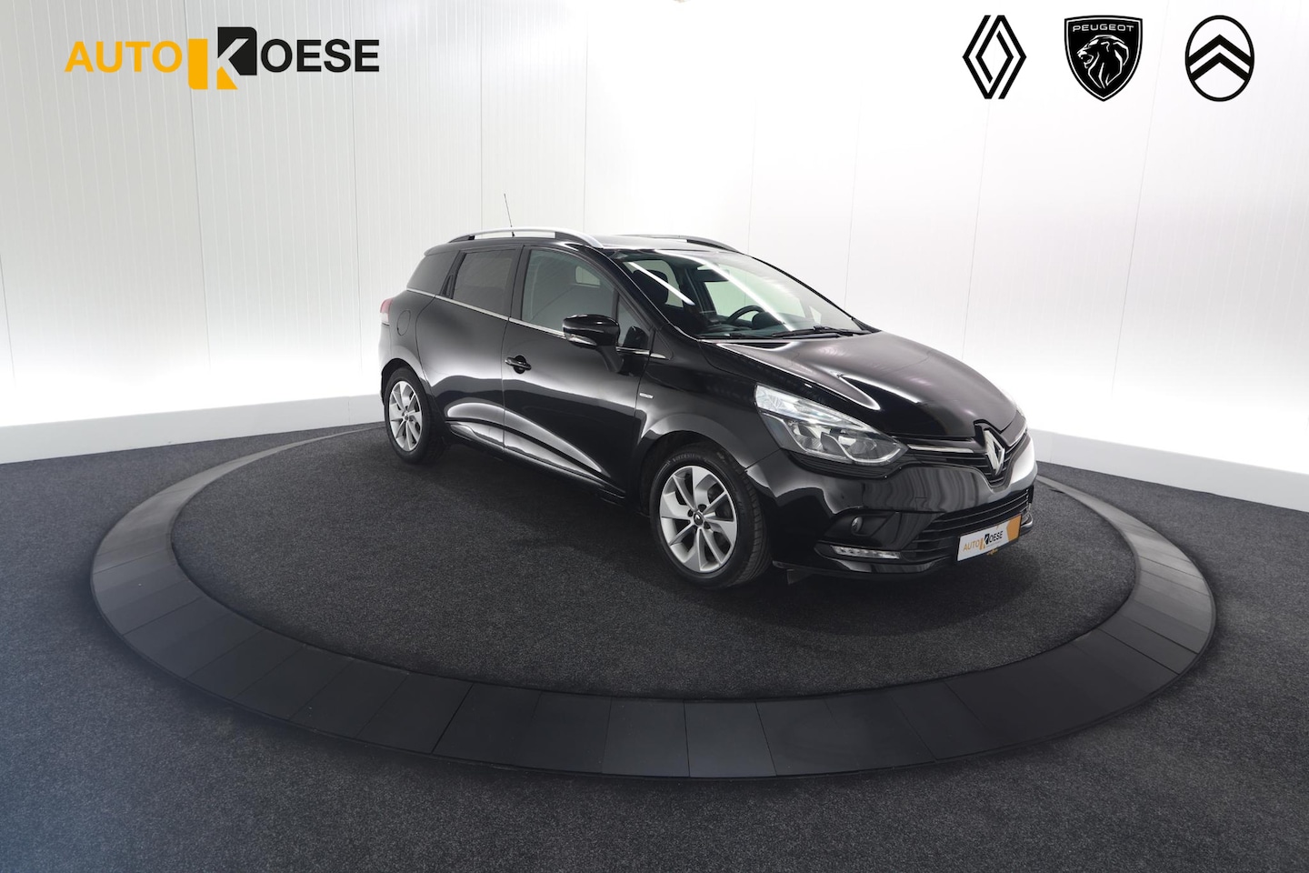 Renault Clio Estate - TCe 90 Limited | Parkeersensoren | Navigatie | Cruise Control | 16 Inch Lichtmetalen Velge - AutoWereld.nl