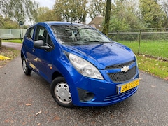 Chevrolet Spark - 1.0 16V LS | RIJD GOED | ZUINIG | NAP | APK “25 | 5DRS | AIRCO