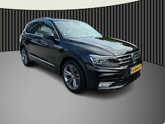 Volkswagen Tiguan - 1.4 TSI ACT R Line virtueel cockpit, cruise, navi, pano