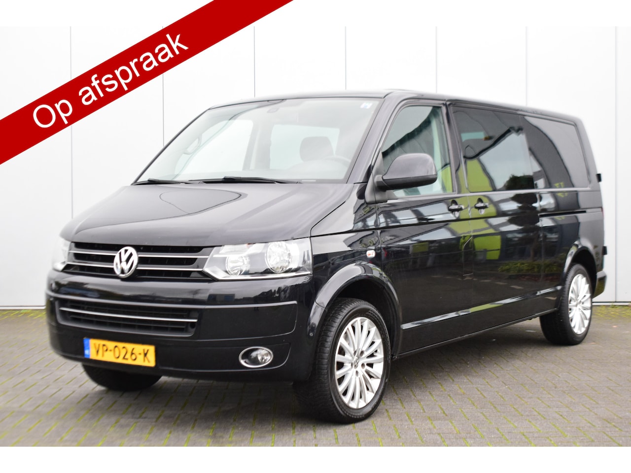 Volkswagen Transporter - 2.0 TDI BM L2H1 DC Comfortline Executive Premium Pakket - AutoWereld.nl