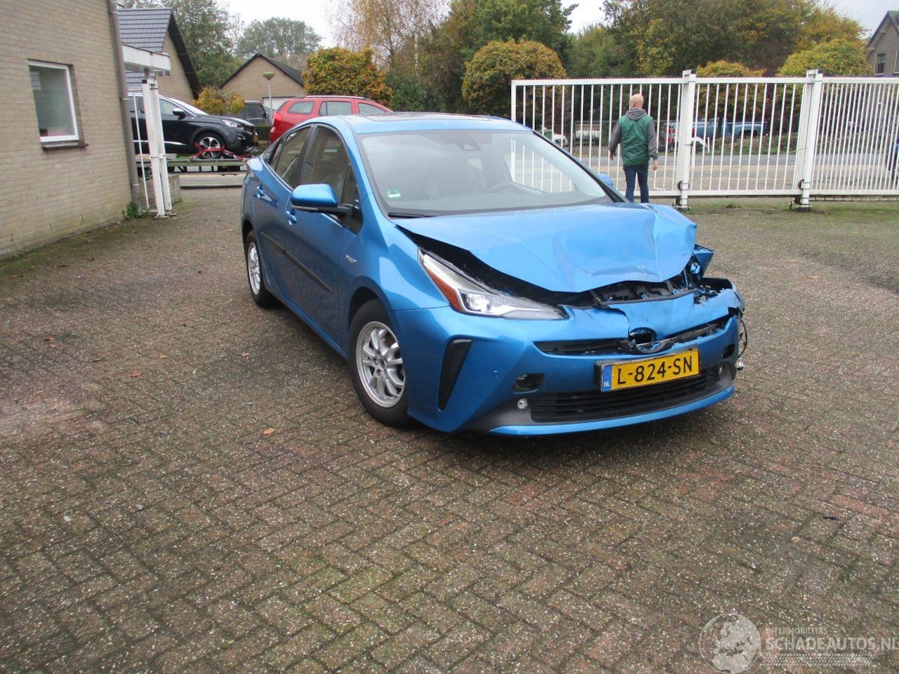 Toyota Prius - 1.8 Executive 1E Eig NAP - AutoWereld.nl