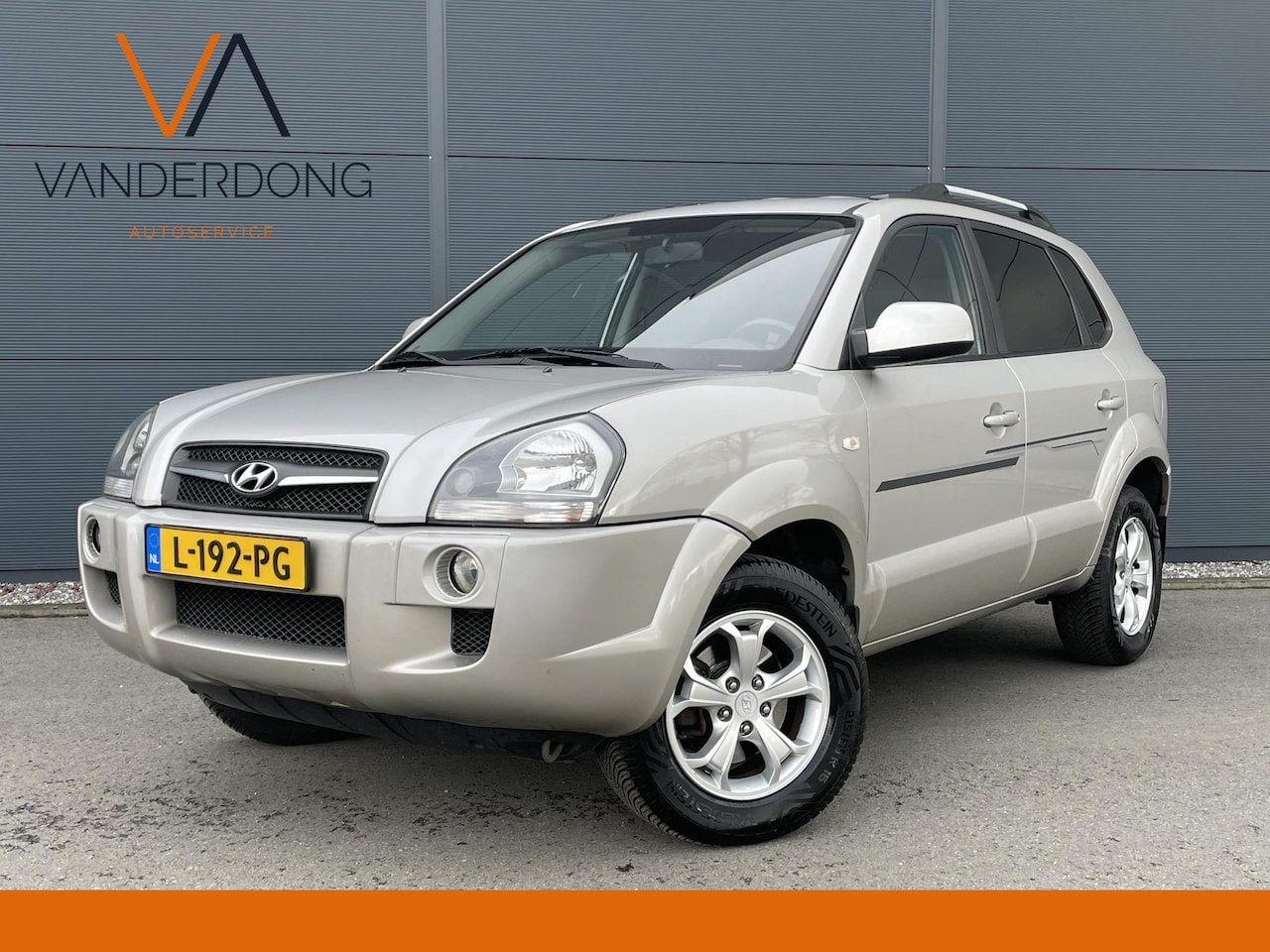 Hyundai Tucson - 2.0i Dynamic Cross | Clima | Leder - AutoWereld.nl