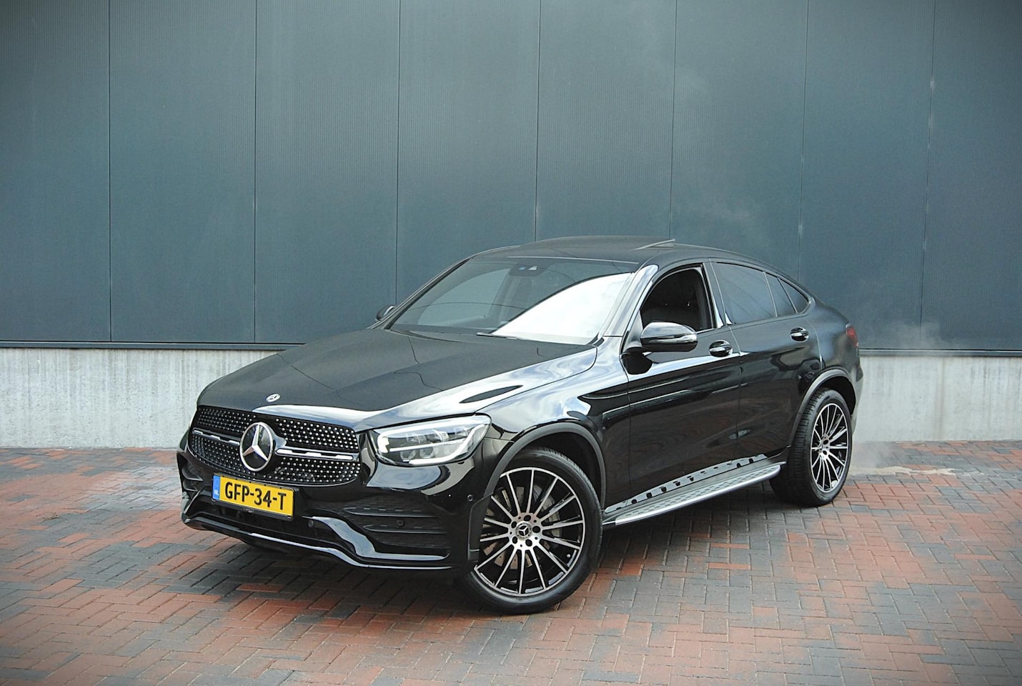 Mercedes-Benz GLC-klasse Coupé - 200 4MATIC AMG Premium Plus * Pano * Led * Trekhaak * Virtual * - AutoWereld.nl