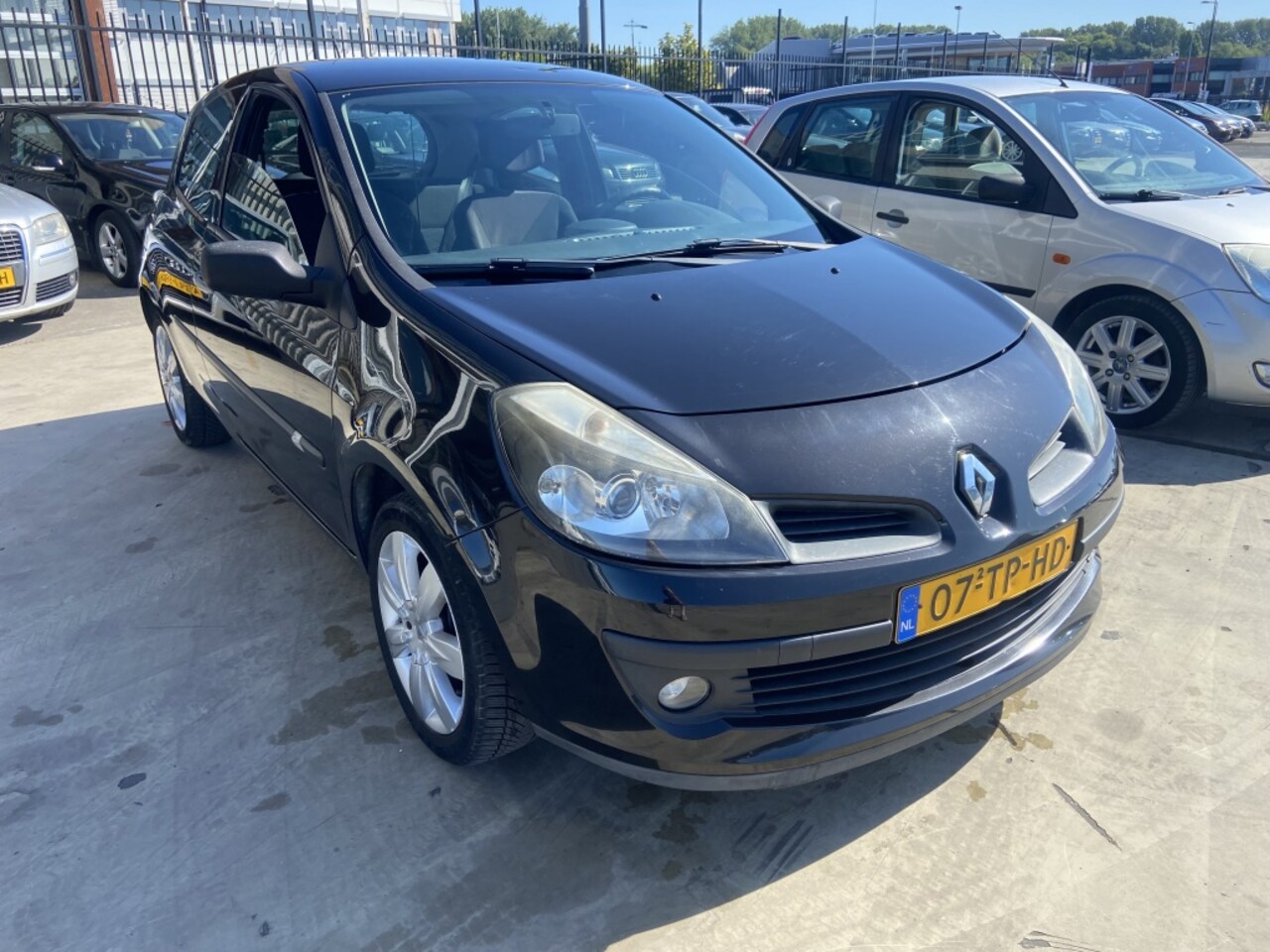 Renault Clio - 1.4-16V Expression 1.4-16V Expression - AutoWereld.nl