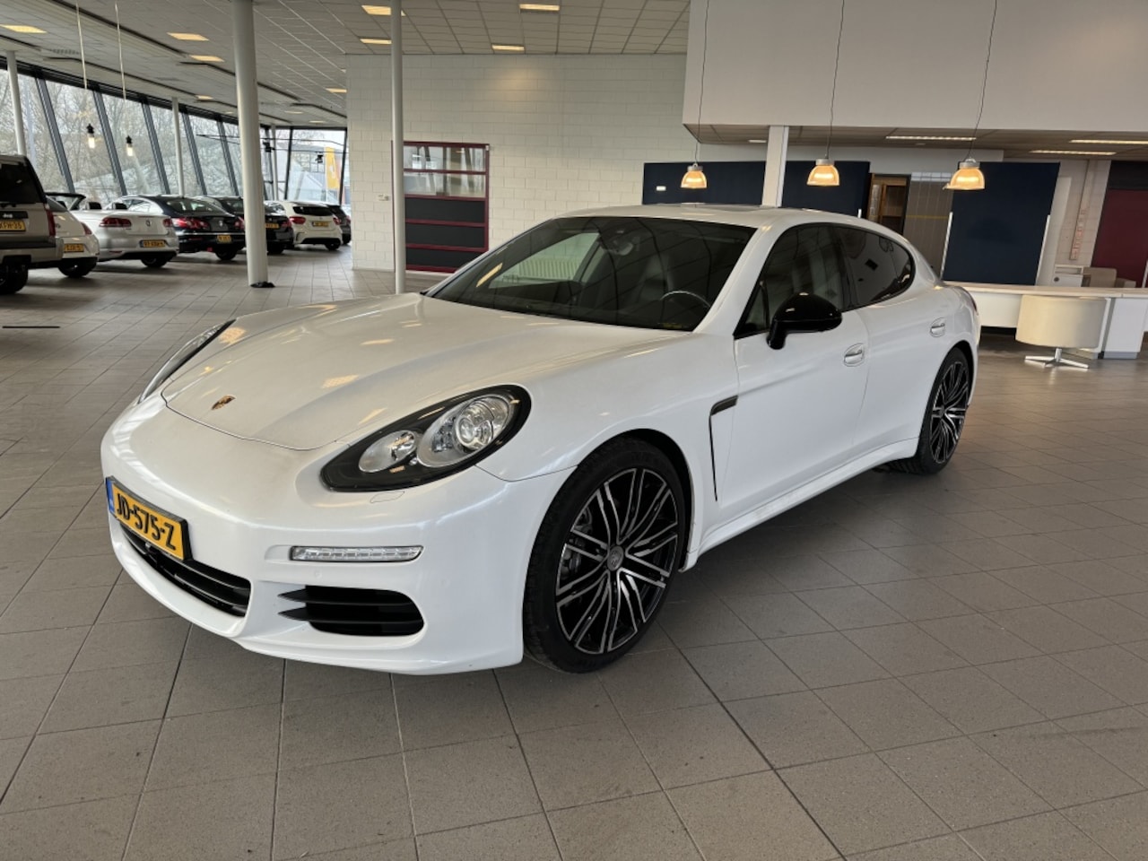 Porsche Panamera - 3.0 D 3.0 D - AutoWereld.nl