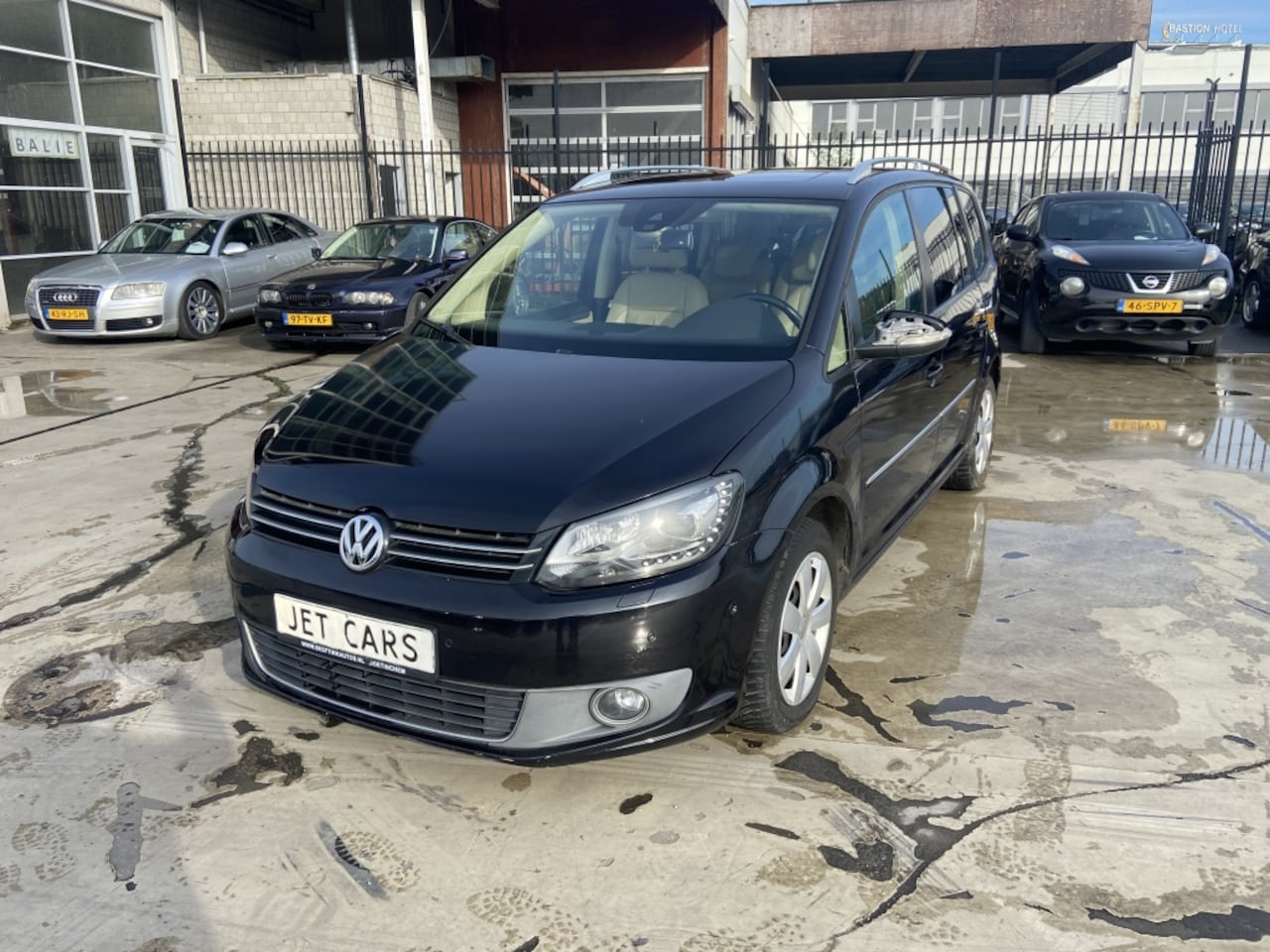 Volkswagen Touran - 2.0 TDI Highline 2.0 TDI Highline - AutoWereld.nl