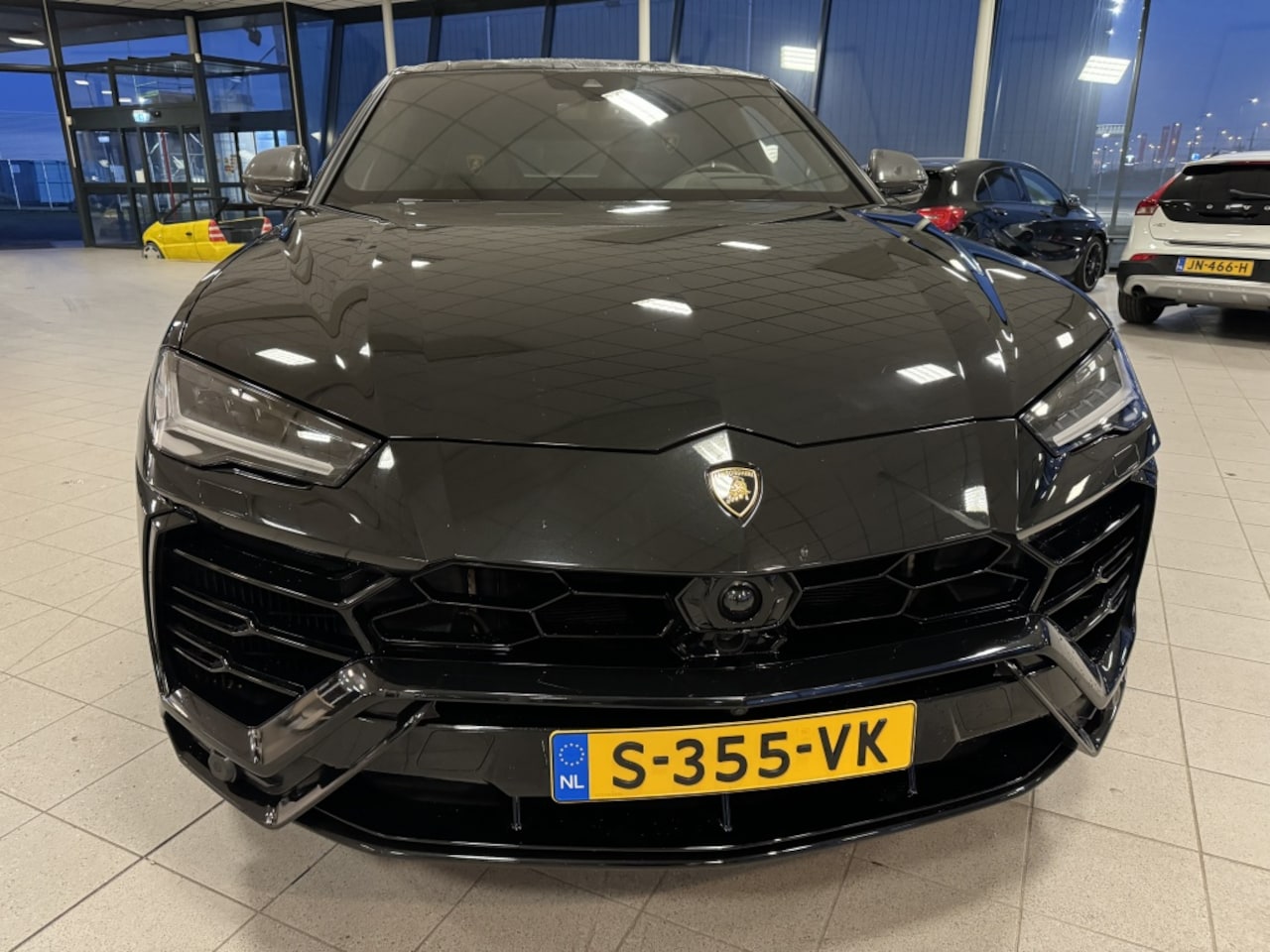 Lamborghini Urus - 4.0 V8 4.0 V8 - AutoWereld.nl