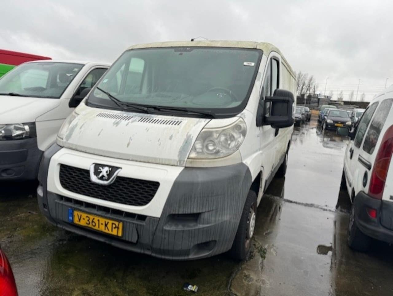 Peugeot Boxer - 333 2.2 HDI L2H2 333 2.2 HDI L2H2 P+ - AutoWereld.nl