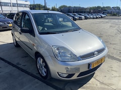 Ford Fiesta - 1.4-16V Ghia