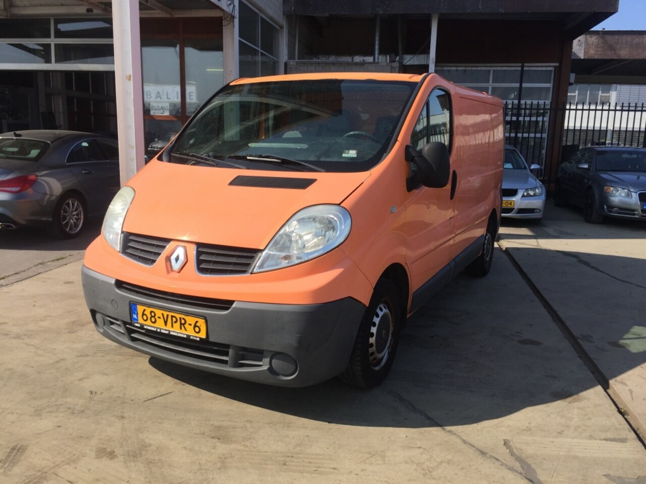 Renault Trafic - 2.0 dCi T27 L1H1 Gén - AutoWereld.nl