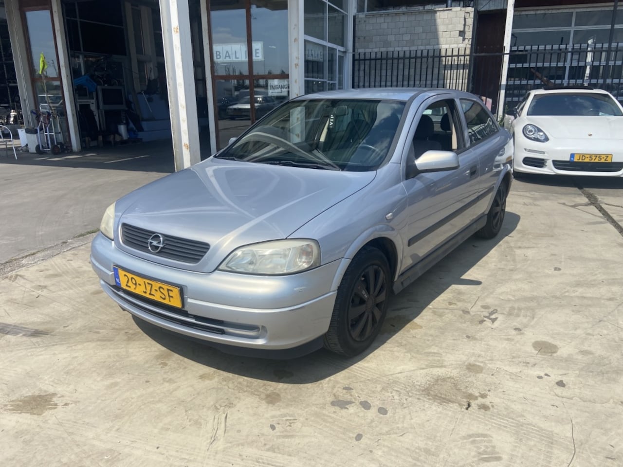 Opel Astra - 1.6-16V Edition 1.6-16V Edition - AutoWereld.nl