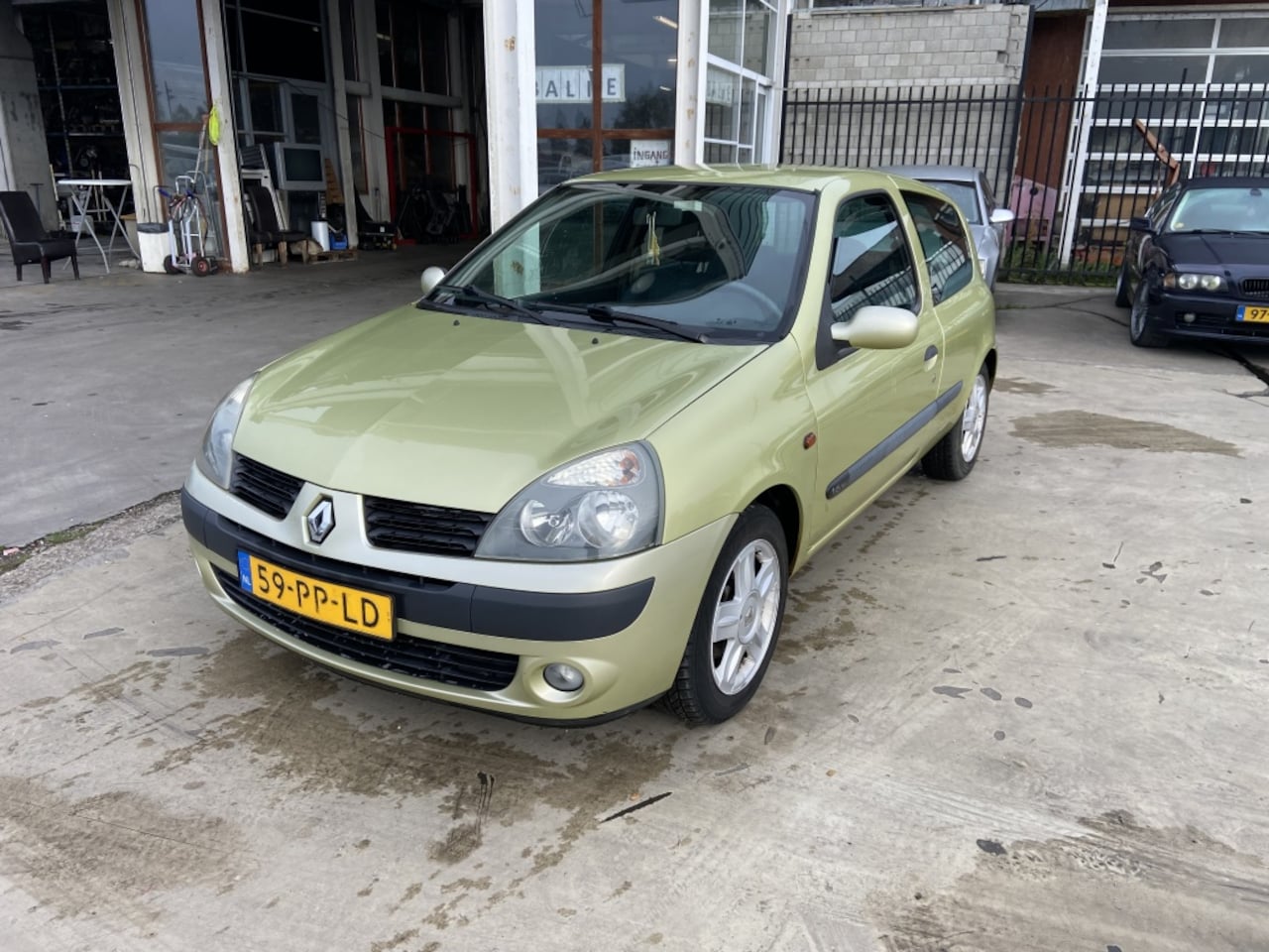 Renault Clio - 1.6-16V Dynam.Luxe - AutoWereld.nl