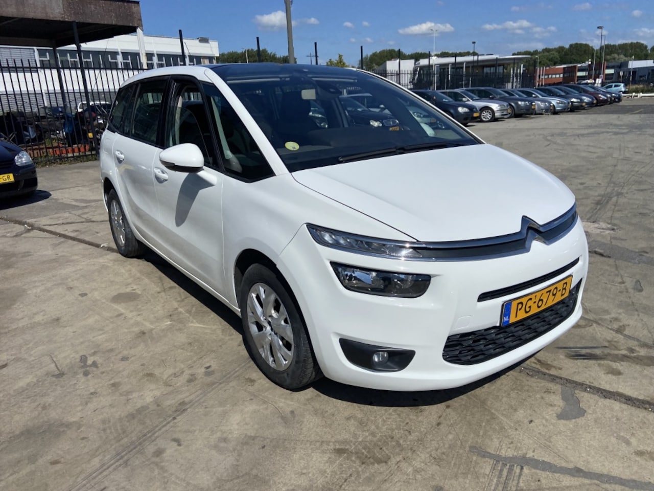 Citroën Grand C4 Picasso - 1.6 HDi Tendance 1.6 HDi Tendance - AutoWereld.nl