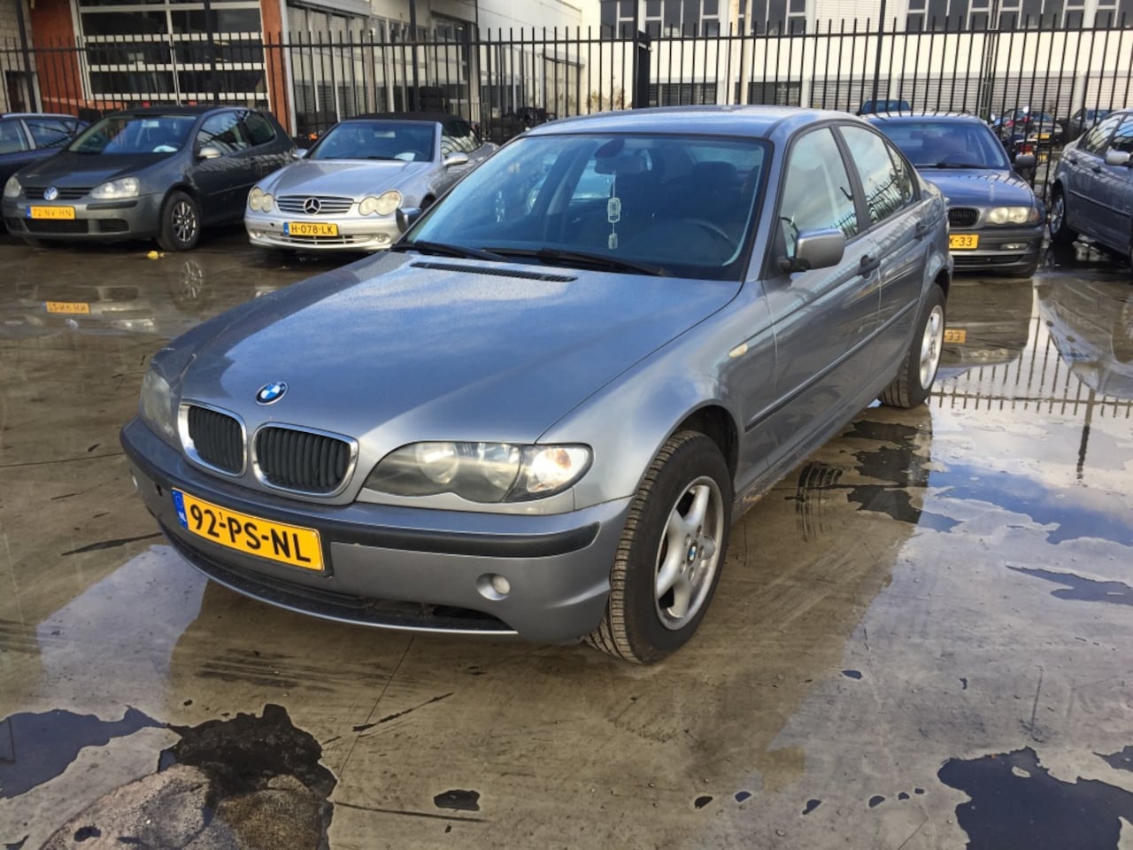 BMW 3-serie - 316i Black&Silver II - AutoWereld.nl