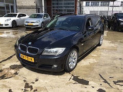 BMW 3-serie Touring - 318d Corp. L. Lux L