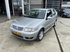 Volkswagen Polo - 1.4 Trendline