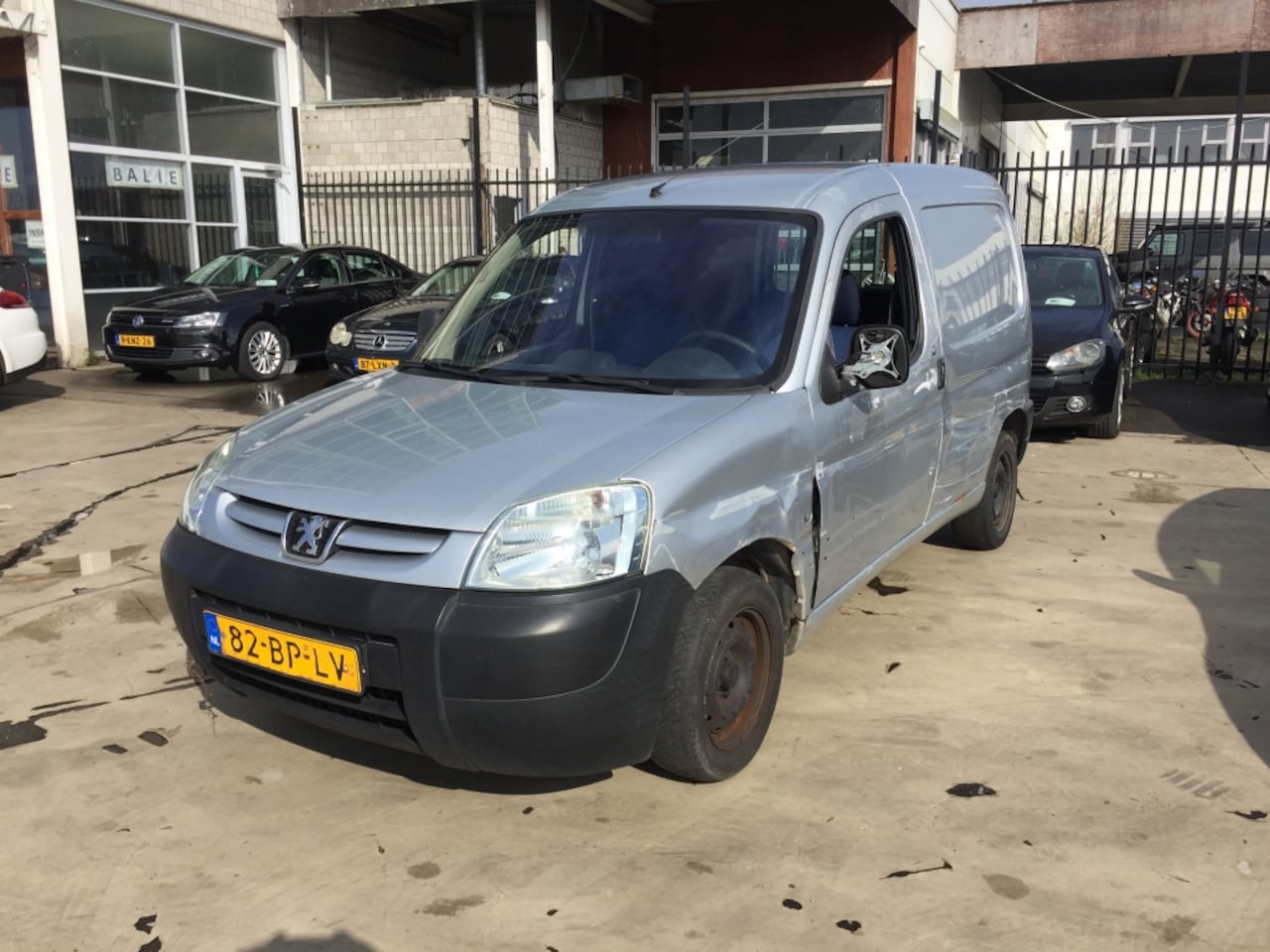 Peugeot Partner - 170C 2.0 HDI Avant. - AutoWereld.nl