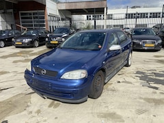 Opel Astra - 1.6-16V GL