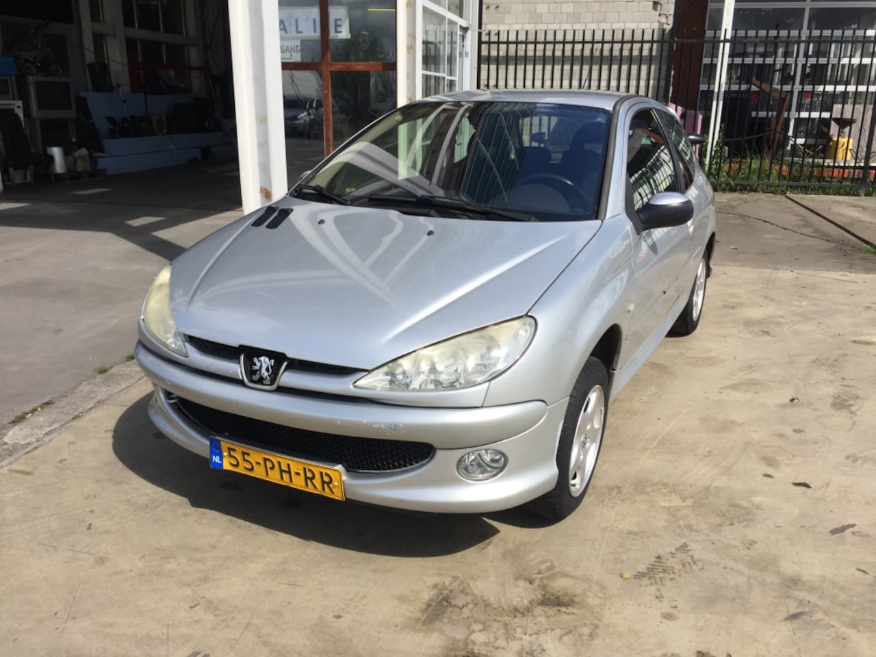 Peugeot 206 - 1.4-16V XS Pack 1.4-16V XS Pack - AutoWereld.nl