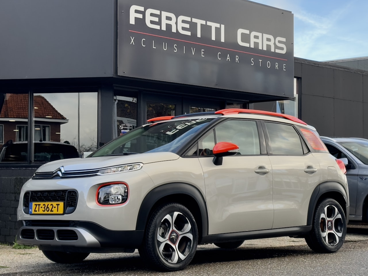 Citroën C3 Aircross - 1.2 AUT6 PURE TECH S&S SHINE PANODAK LEDER NAVI CONNECTED-APPS TOUCHSCREEN LED LMV PDC - AutoWereld.nl