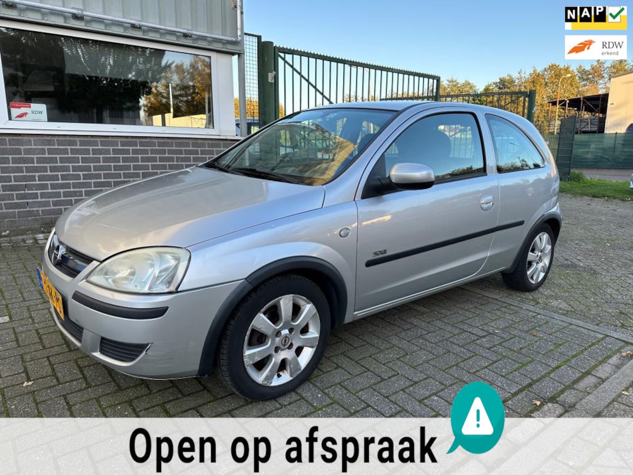 Opel Corsa - 1.4-16V Enjoy 1.4-16V Enjoy - AutoWereld.nl