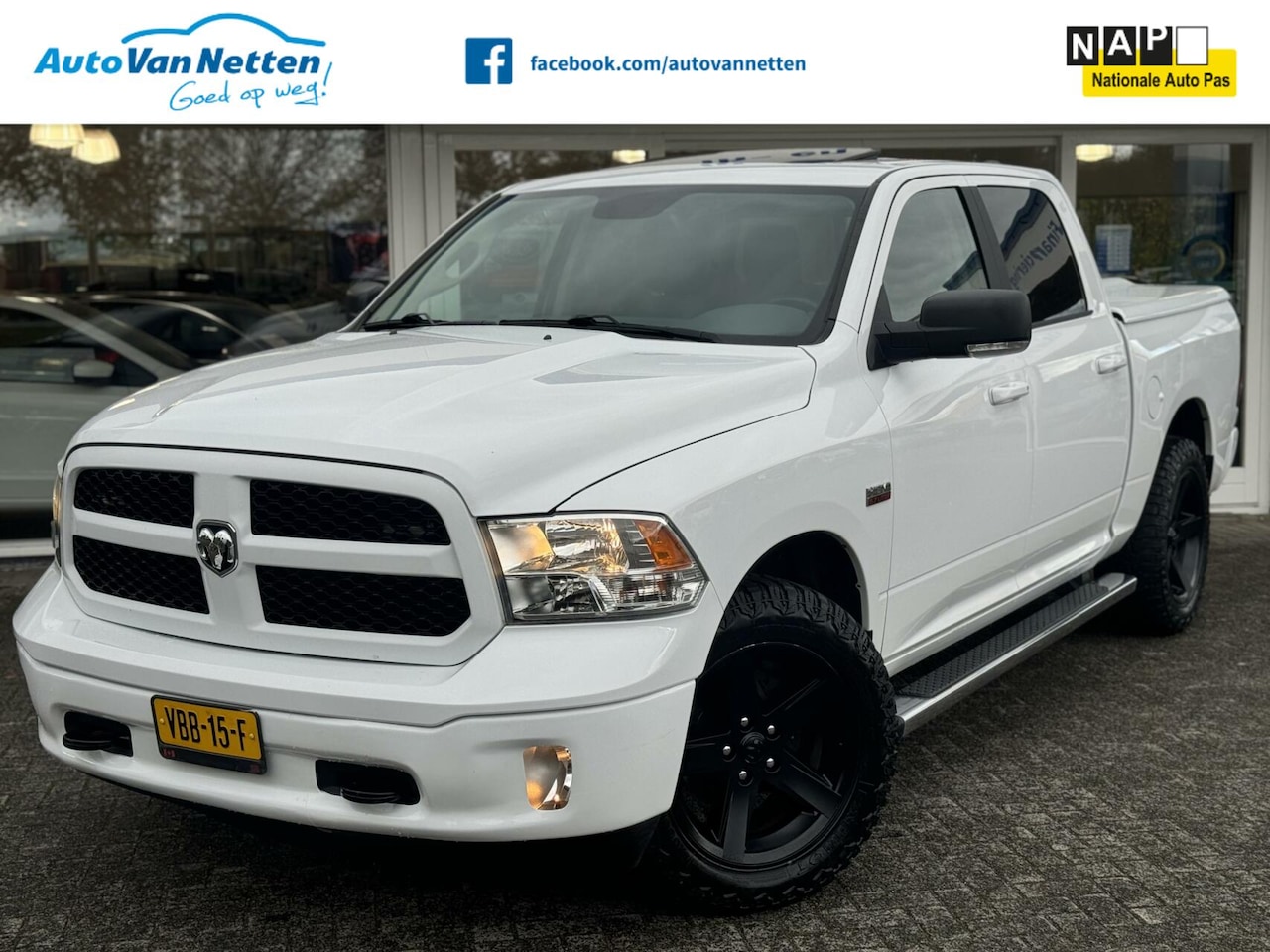 Dodge Ram 1500 - 4X4 5.7 V8 4x4 Quad Cab 6'4 Laramie - AutoWereld.nl