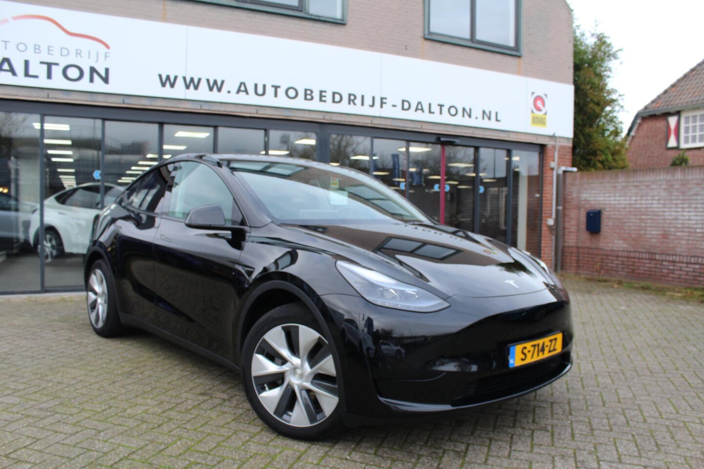 Tesla Model Y - RWD 60 kWh PANODAK / LEER / 1e EIG. / INCL. BTW - AutoWereld.nl