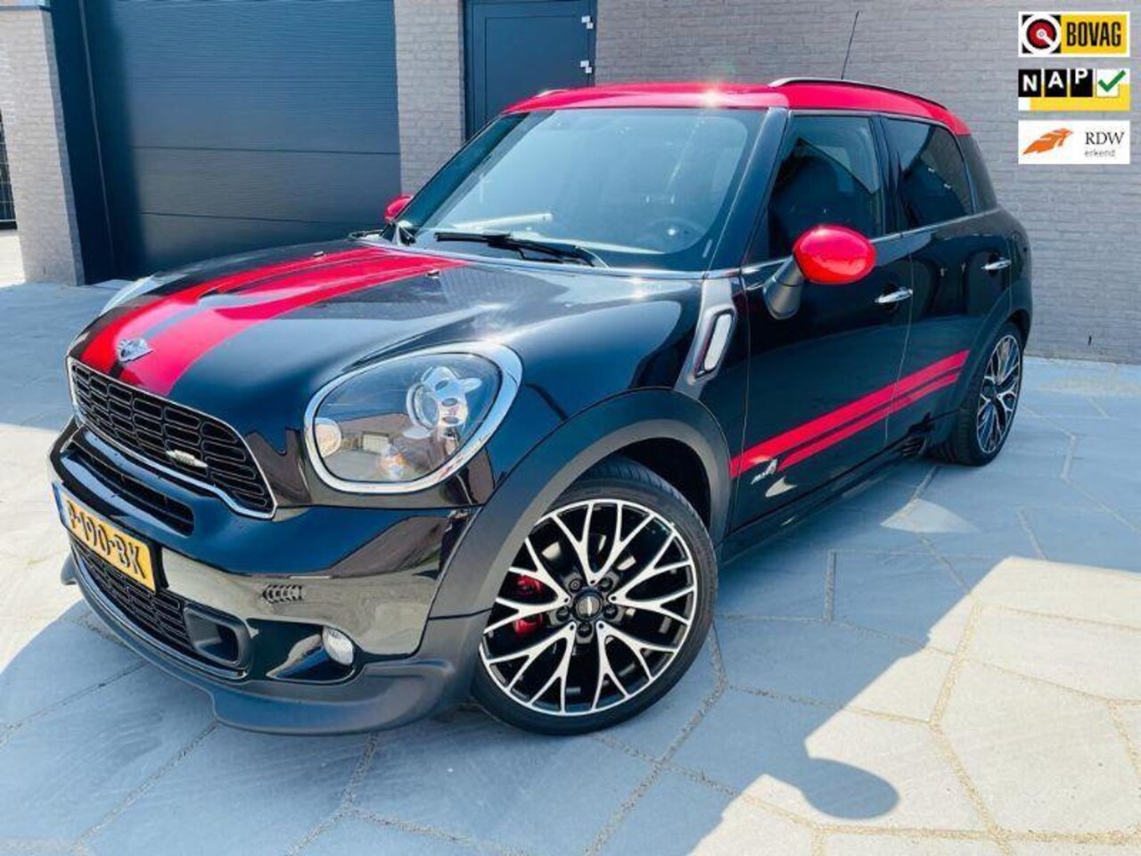 MINI Countryman - 1.6 John Cooper Works ALL4|LEDER |vol ACC.|4 nieuwe Runfl.Banden|220 PK||erg bijzonder - AutoWereld.nl