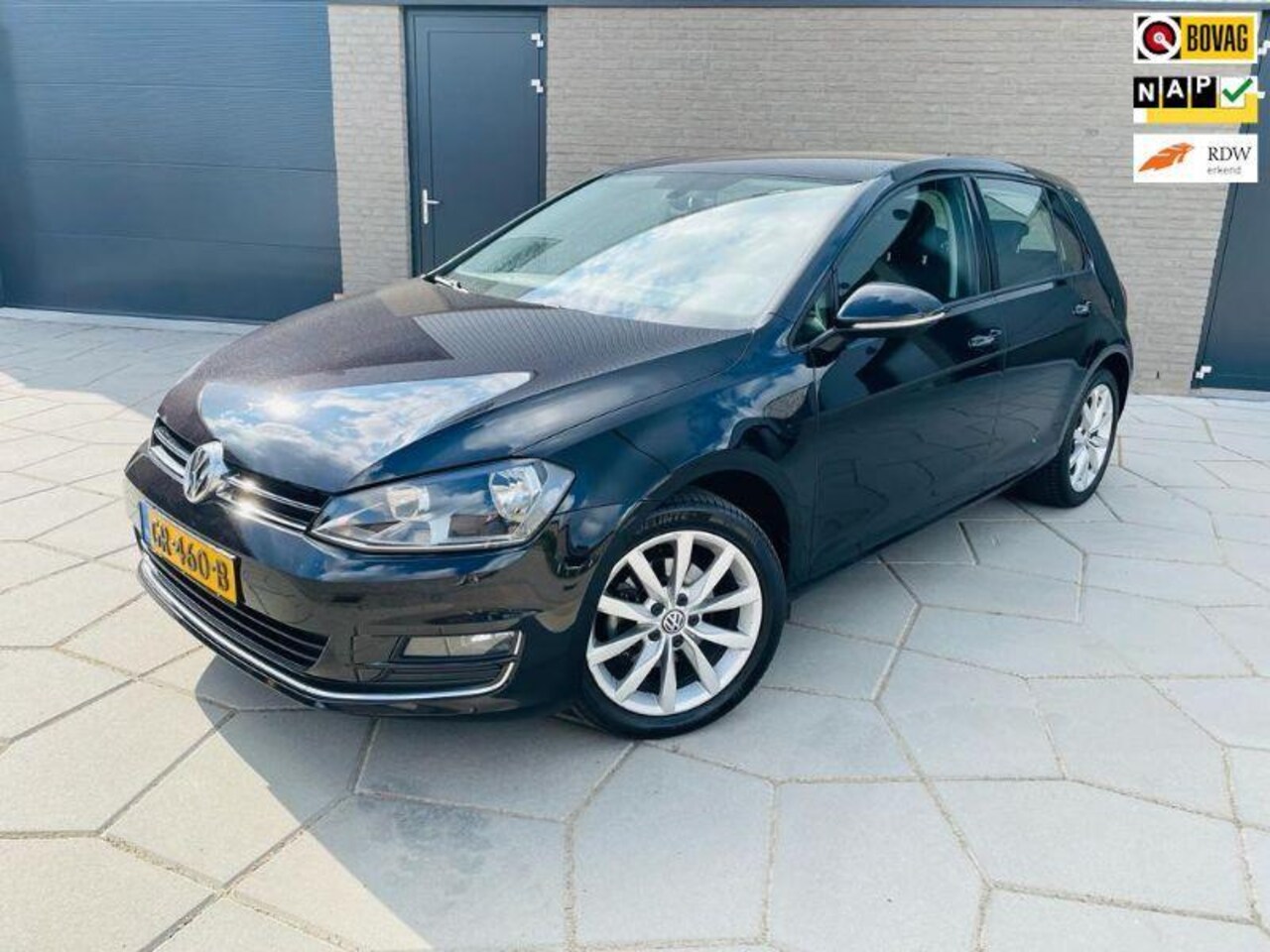 Volkswagen Golf - 1.4 TSI Highline |Apple-carplay|Cruise-Control|4xLmvlg met 4x All-Season|voor en achter se - AutoWereld.nl