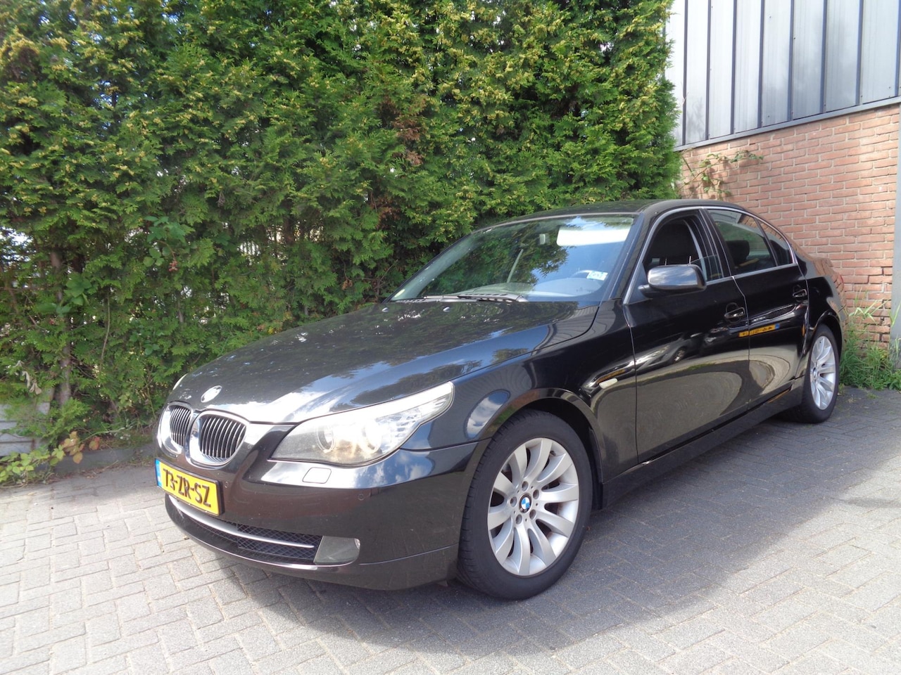 BMW 5-serie - 523i Business Line 523i Business Line,Navi,PDC,Airco,Cruise control - AutoWereld.nl