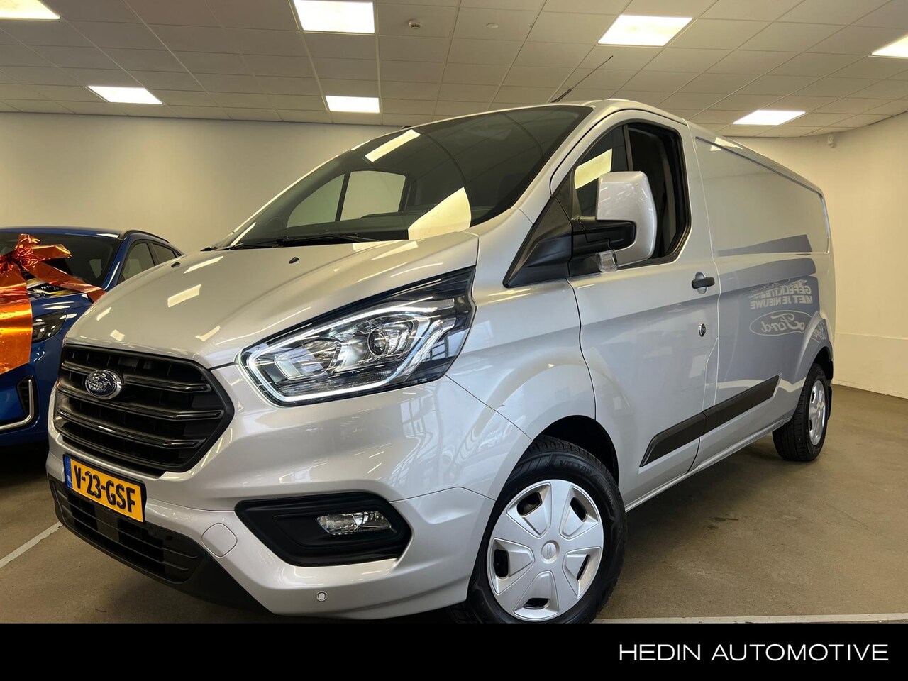 Ford Transit Custom - 300 2.0 TDCI L2H1 Trend Automaat | Airco | Voorruitverwarming | Cruise Control - AutoWereld.nl