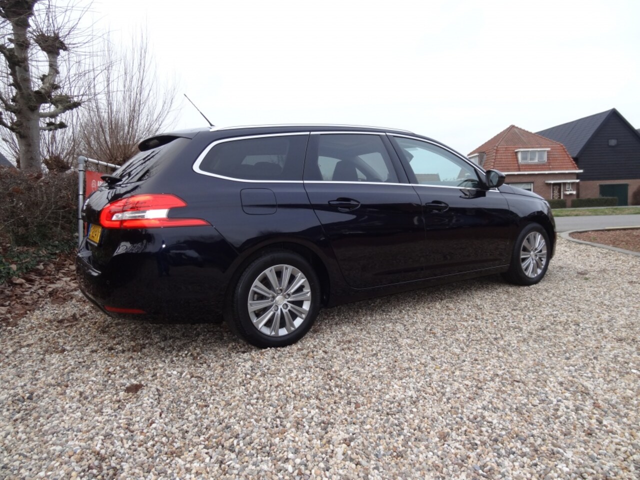 Peugeot 308 SW - 130PK Aut. Lease Premium Navi/Pano/Camera