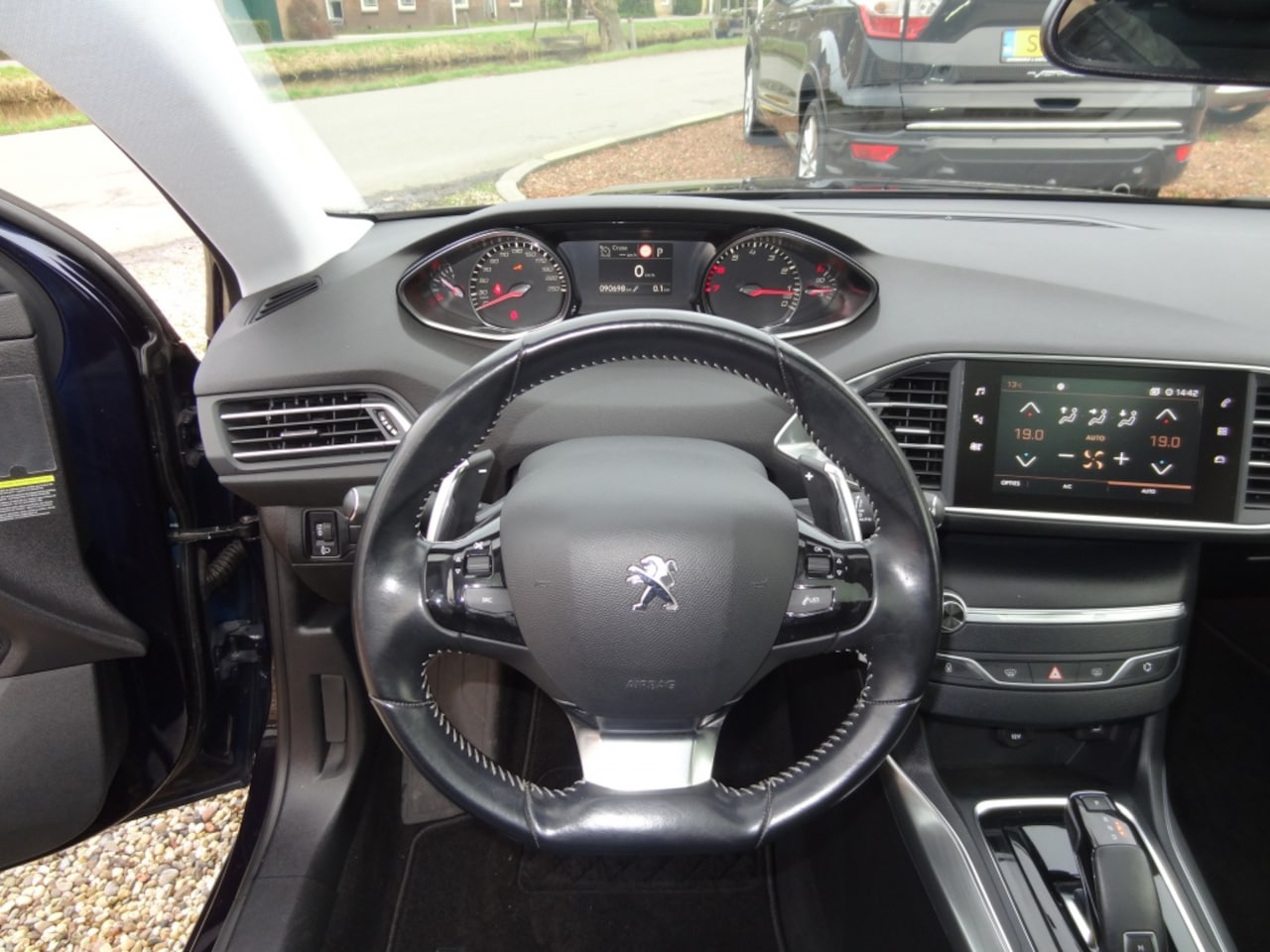 Peugeot 308 SW - 130PK Aut. Lease Premium Navi/Pano/Camera