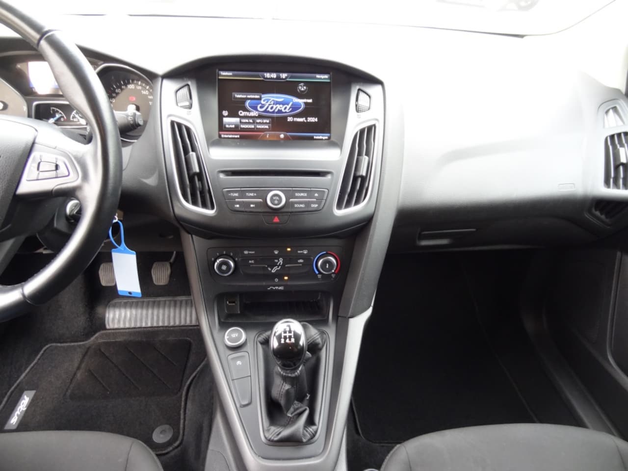 Ford Focus Wagon - 1.0 Edition Navigatie/Parkeersensoren
