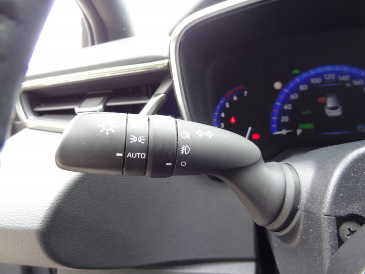Toyota Corolla Touring Sports - 1.8 Hybrid Active 1.8 Hybrid Active
