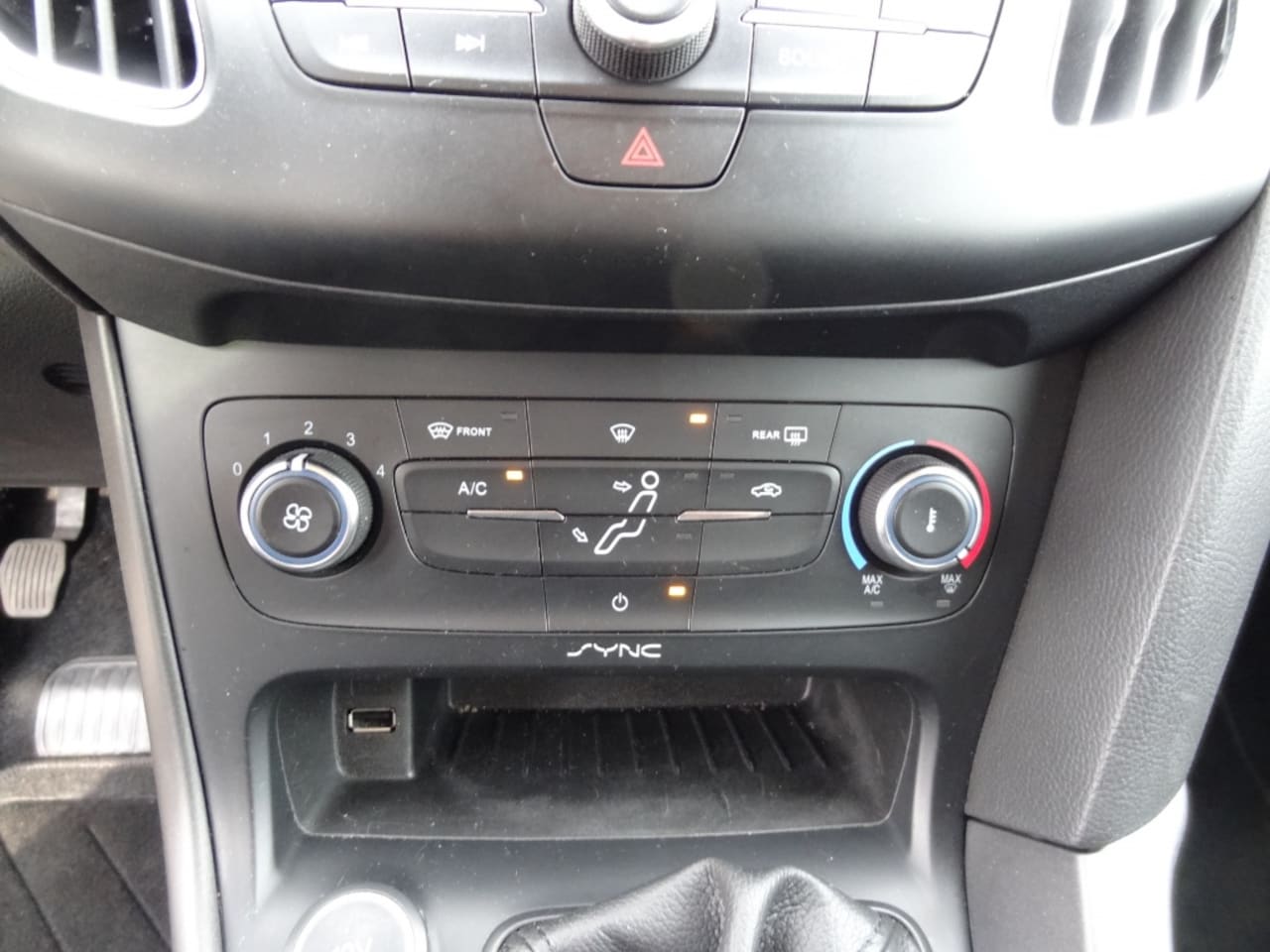 Ford Focus Wagon - 1.0 Edition Navigatie/Parkeersensoren