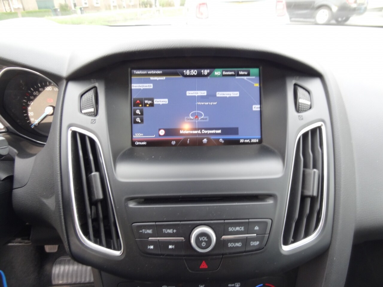 Ford Focus Wagon - 1.0 Edition Navigatie/Parkeersensoren