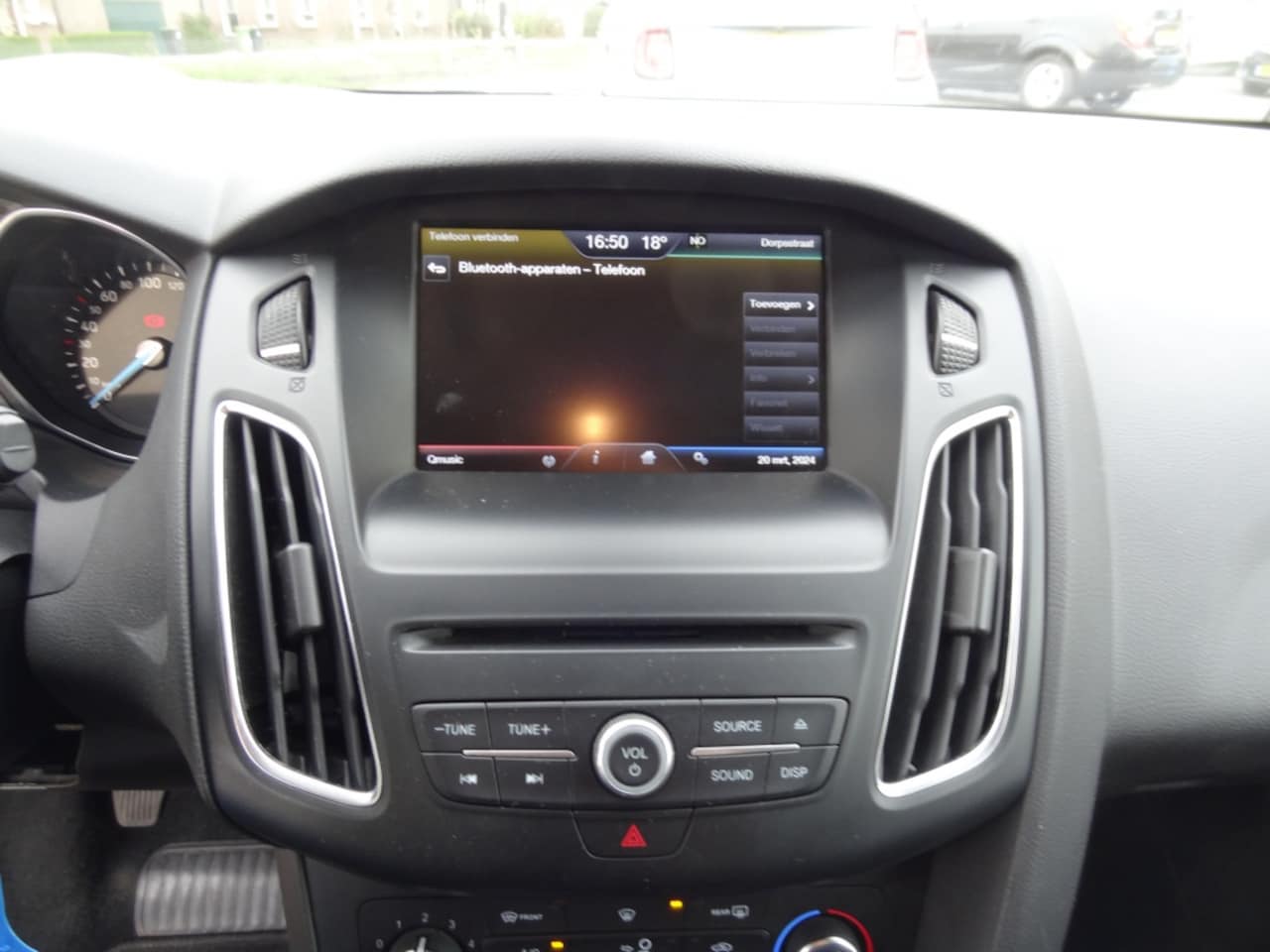 Ford Focus Wagon - 1.0 Edition Navigatie/Parkeersensoren