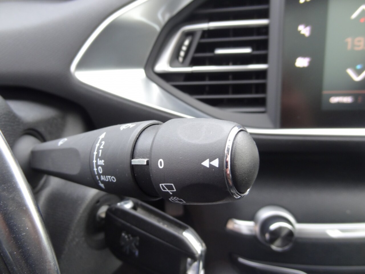 Peugeot 308 SW - 130PK Aut. Lease Premium Navi/Pano/Camera