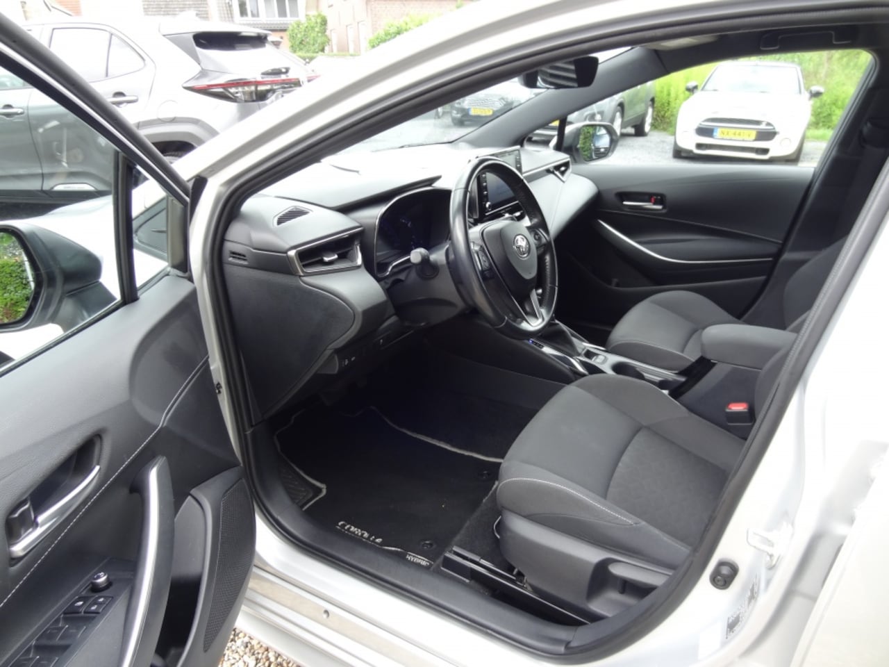 Toyota Corolla Touring Sports - 1.8 Hybrid Active 1.8 Hybrid Active
