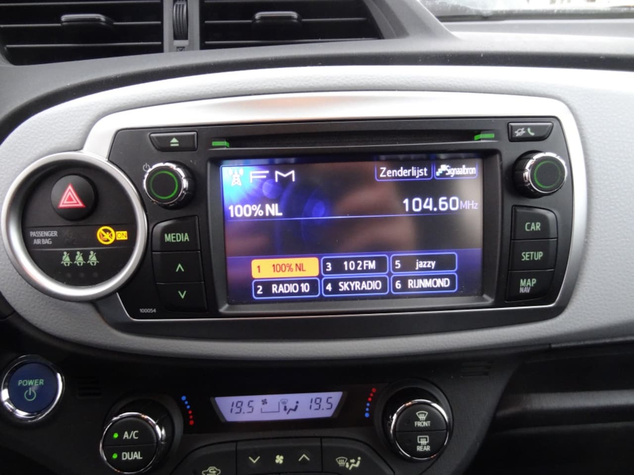 Toyota Yaris - 1.5 Full Hybrid Dynamic 1.5 Full Hybrid Dynamic