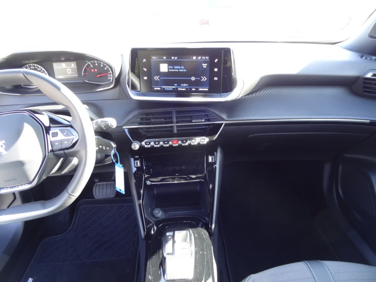 Peugeot 2008 - 130PK Aut. Allure Navigatie/Camera