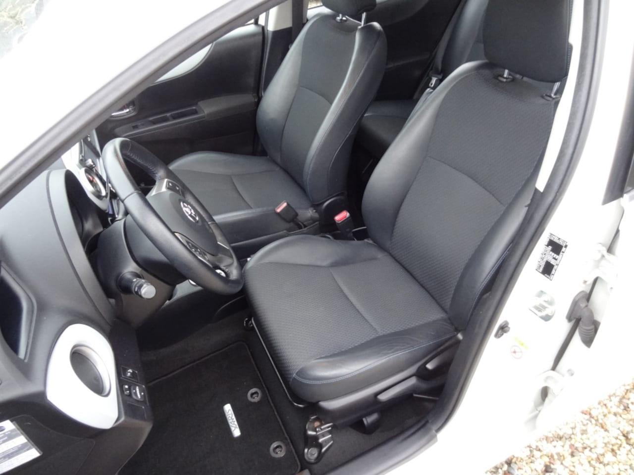 Toyota Yaris - 1.5 Full Hybrid Dynamic 1.5 Full Hybrid Dynamic