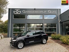 Volkswagen T-Roc - 1.5 TSI Life 150 pk automaat camera - stuur-stoelverw